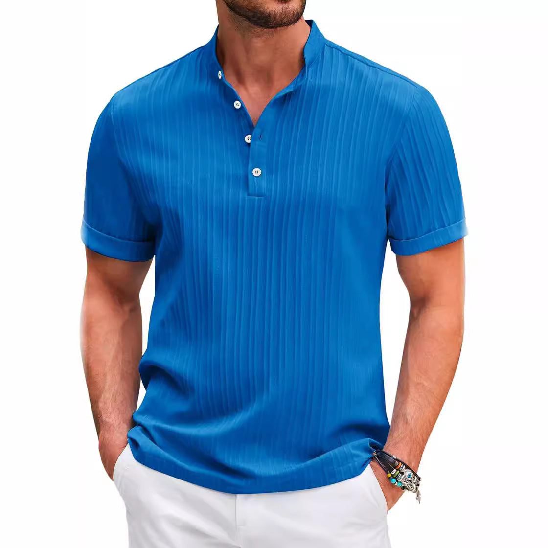 T-shirt d’été à manches courtes avec col montant et boutons